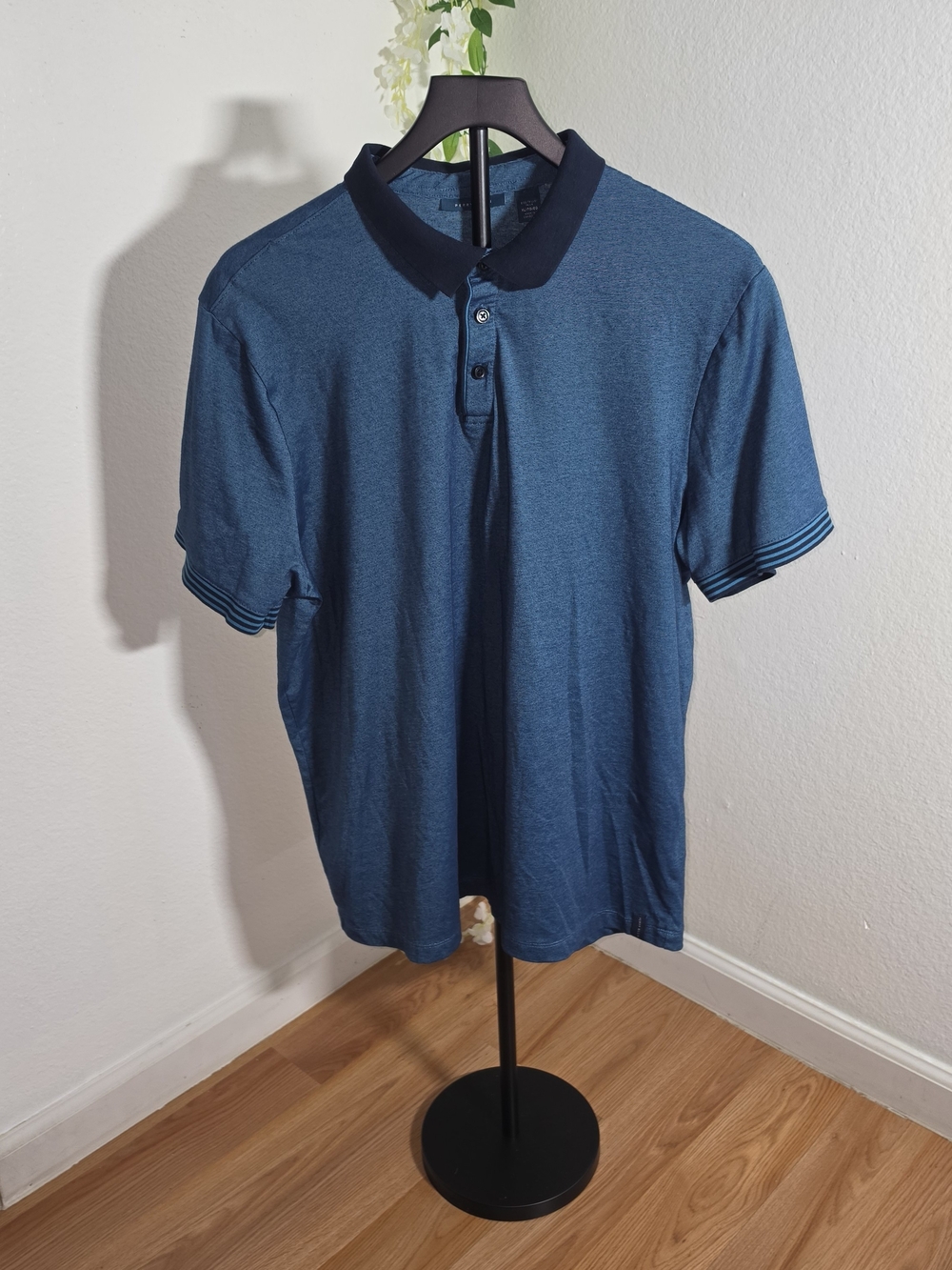 Perry Ellis Teal Blue Polo with Dark Contrast Collar
